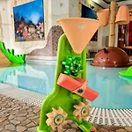 Smileys Kinderhotel 4*