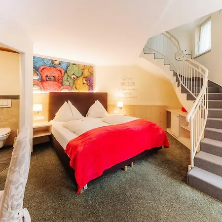 Hotel Smileys Trebesing