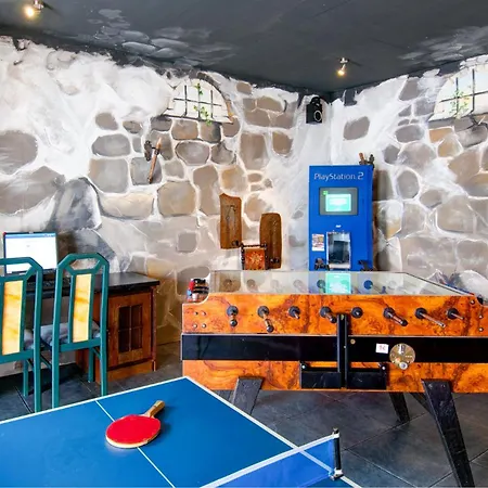 Hotel Smileys 4*