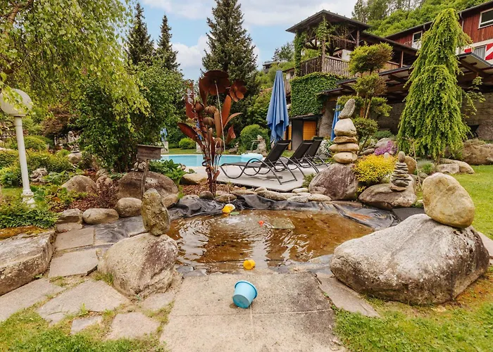 Smileys 4* Trebesing